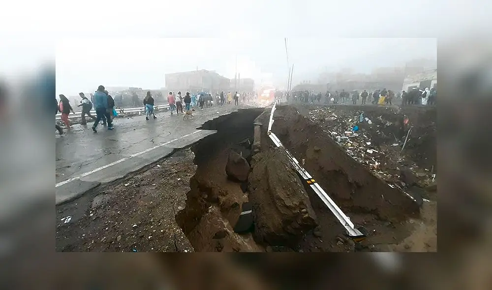 Sin salida. En el Cono Norte, 40 metros del puente Monserrat se hundieron. No hubo pase a Cusco y Puno. Sin salida. En el Cono Norte, 40 metros del puente Monserrat se hundieron. No hubo pase a Cusco y Puno.