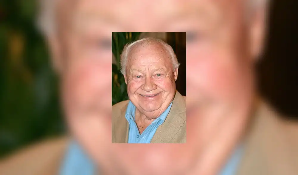 Fallece actor Clifton James, sheriff en cintas de James Bond