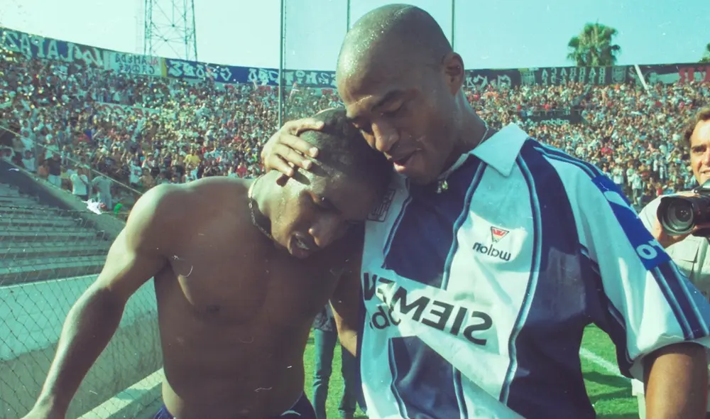 Waldir Sáenz y Jefferson Farfán jugaron juntos en Alianza Lima. Foto: archivo Waldir Sáenz y Jefferson Farfán jugaron juntos en Alianza Lima. Foto: archivo