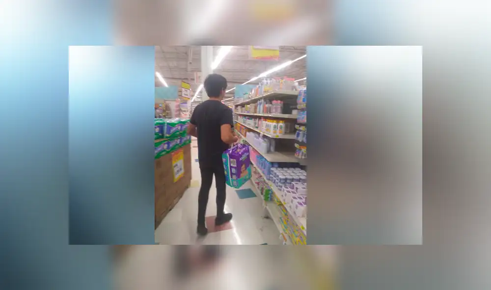 Facebook viral: futuro papá empeña su PlayStation 4 para comprar pañales y ropa de bebé [VIDEO]