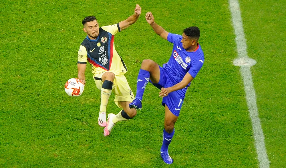 Cruz Azul empató 0-0 con América en la fecha 12 de la Liga MX. Foto: AFP