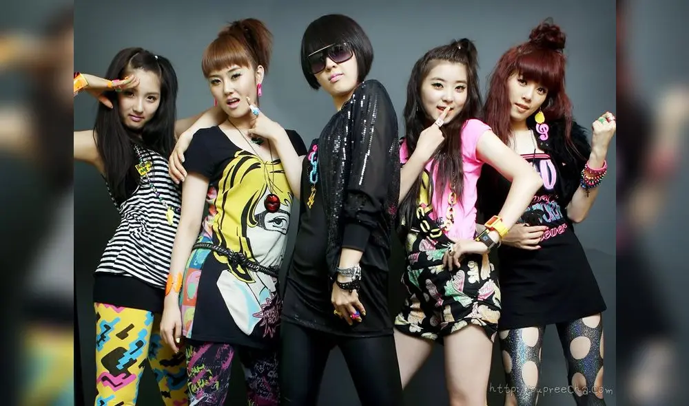 4MINUTE debutó el 15 de junio del 2009. Integrantes: Ji Hyun, Ga Yoon, Ji Yoon, HyunA y So Hyun.