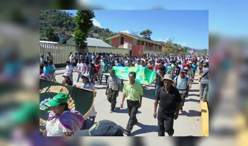 Cocaleros del Cusco inician huelga indefinida Cocaleros del Cusco inician huelga indefinida