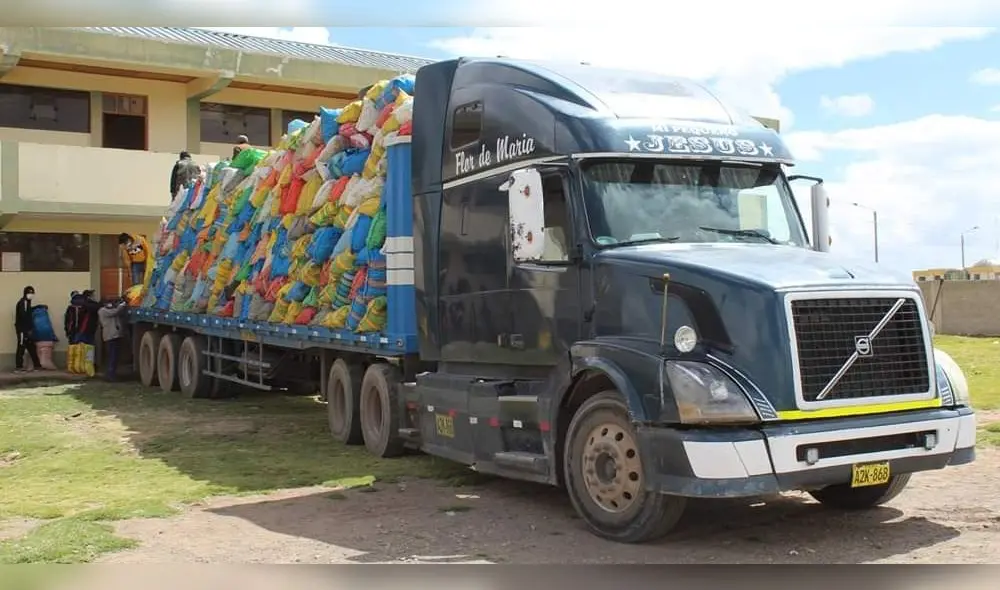 Alimentos están destinados a 450 familias del distrito de Samán que viven en Lima. Alimentos están destinados a 450 familias del distrito de Samán que viven en Lima.