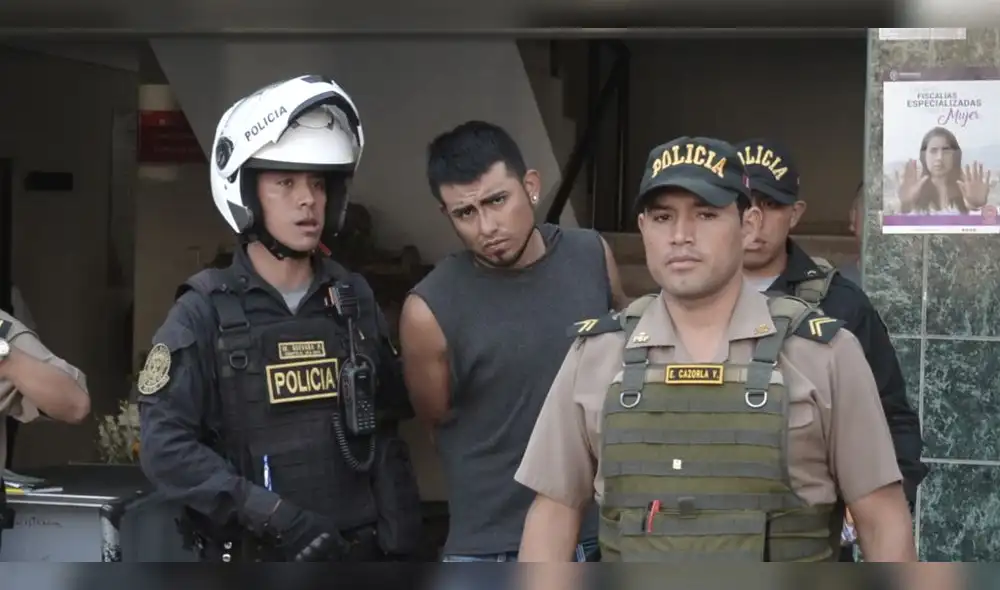 Joven policía frustra asalto y captura a balazos a dos ‘marcas’