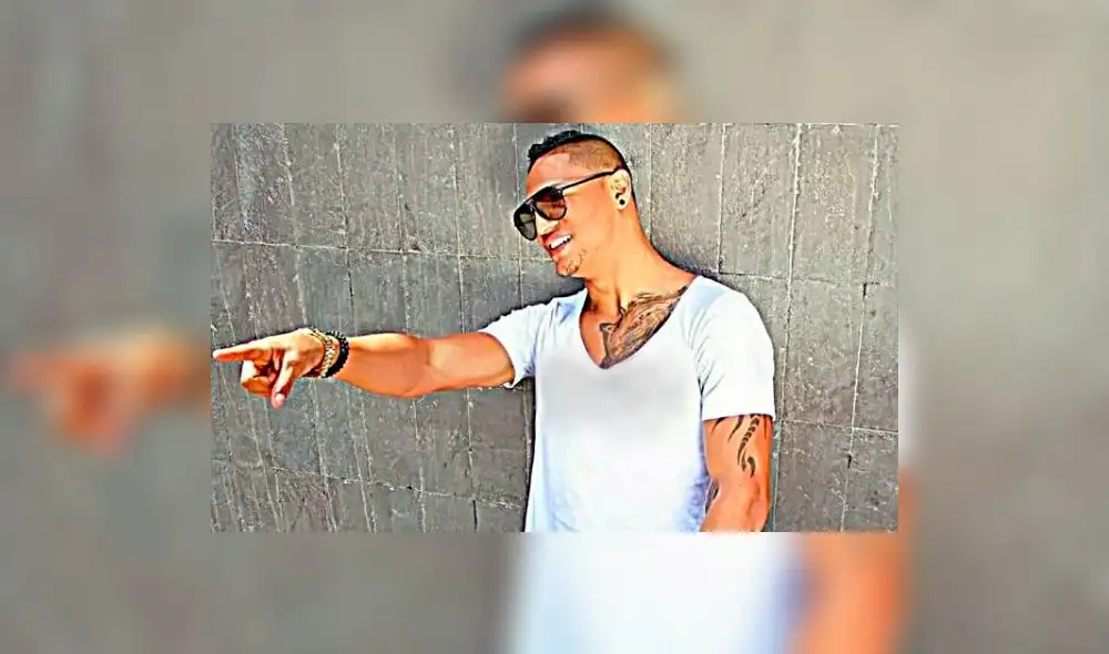 Sorpresa en Facebook con  meme de Jonathan Maicelo sobre Mario Hart y Korina Rivadeneira 