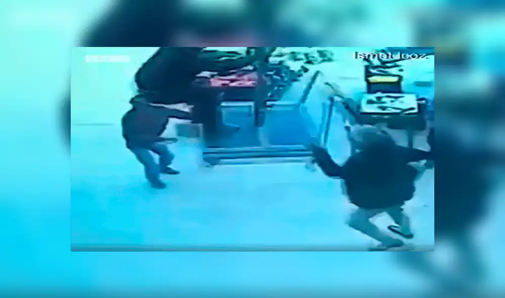 YouTube viral: cámaras registran curioso momento en que joven vuela como “Mary Poppins” [VIDEO]