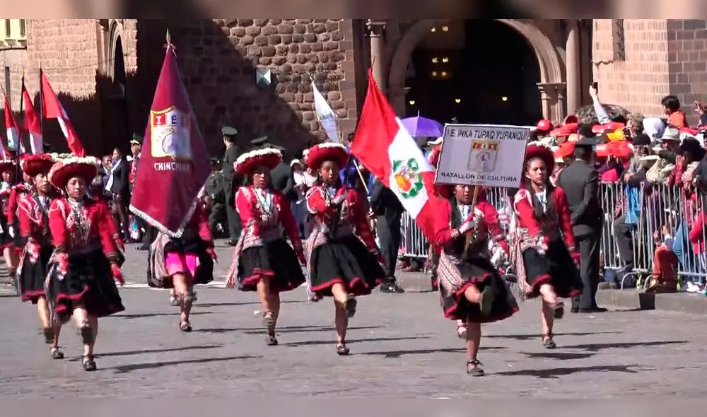 Cusco: Escolares sorprenden desfilando con polleras, ponchos y ojotas por Fiestas Patrias