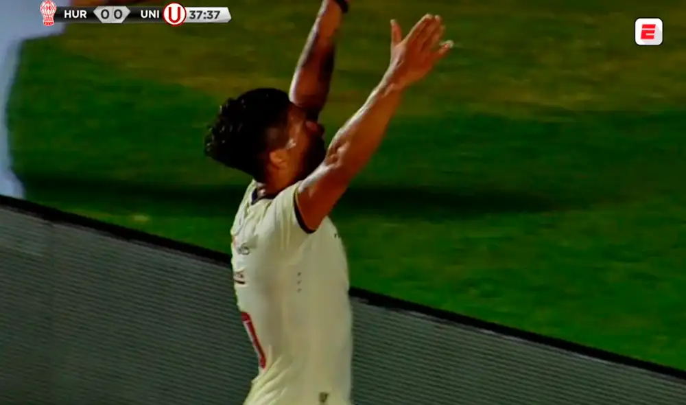 Jonathan Dos Santos marcó el primer gol del Universitario vs. Huracán por un amistoso internacional en Argentina. | Foto: ESPN 2 Jonathan Dos Santos marcó el primer gol del Universitario vs. Huracán por un amistoso internacional en Argentina. | Foto: ESPN 2