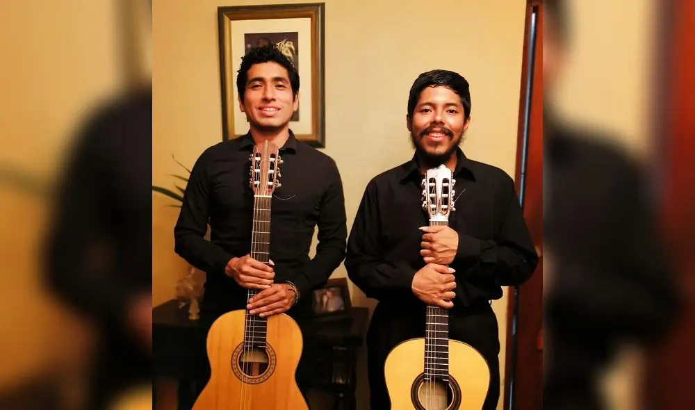 Max Carbajal y Agustín Baltazar, concertistas de guitarra.