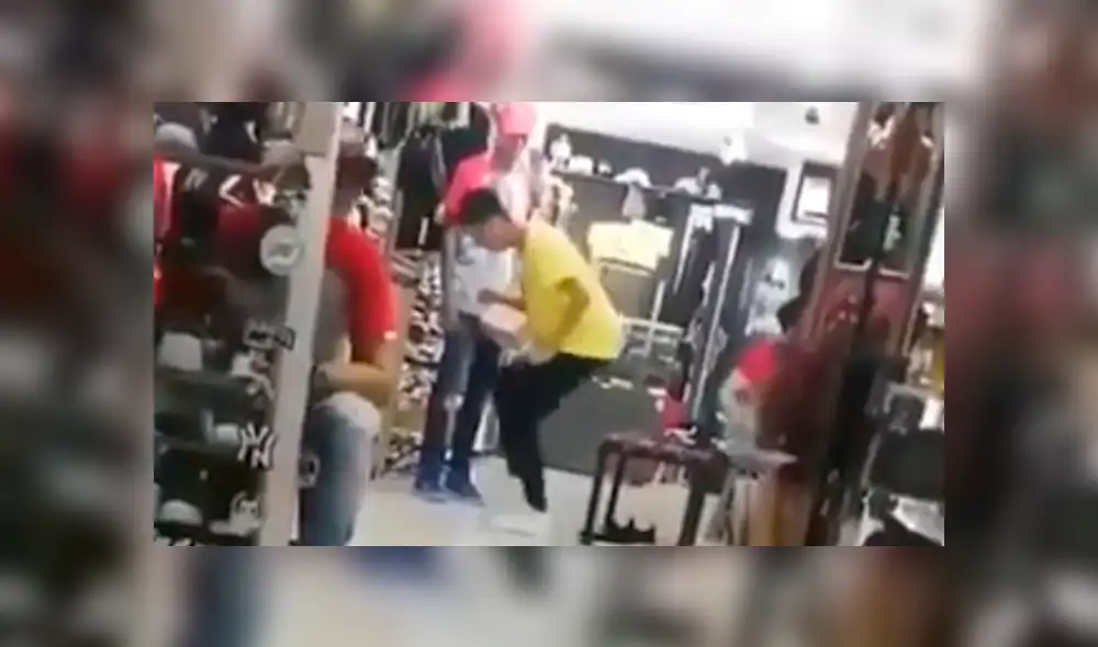 Facebook viral: termina en el piso al intentar hacer la broma de las zapatillas de Pedro Gallese