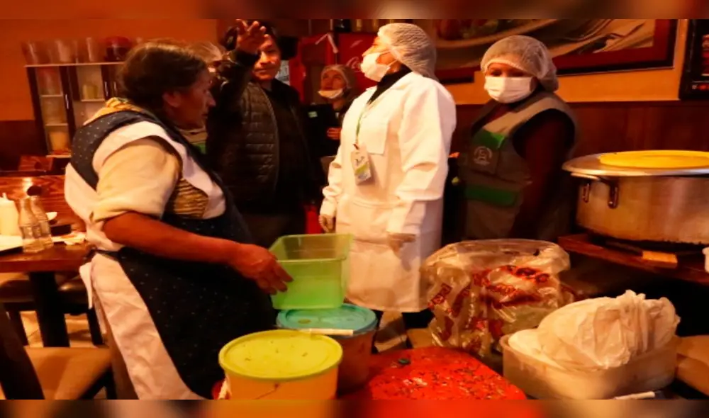 Puno: Hallan excrementos de ratones en pollerías insalubres de Juliaca [FOTOS]