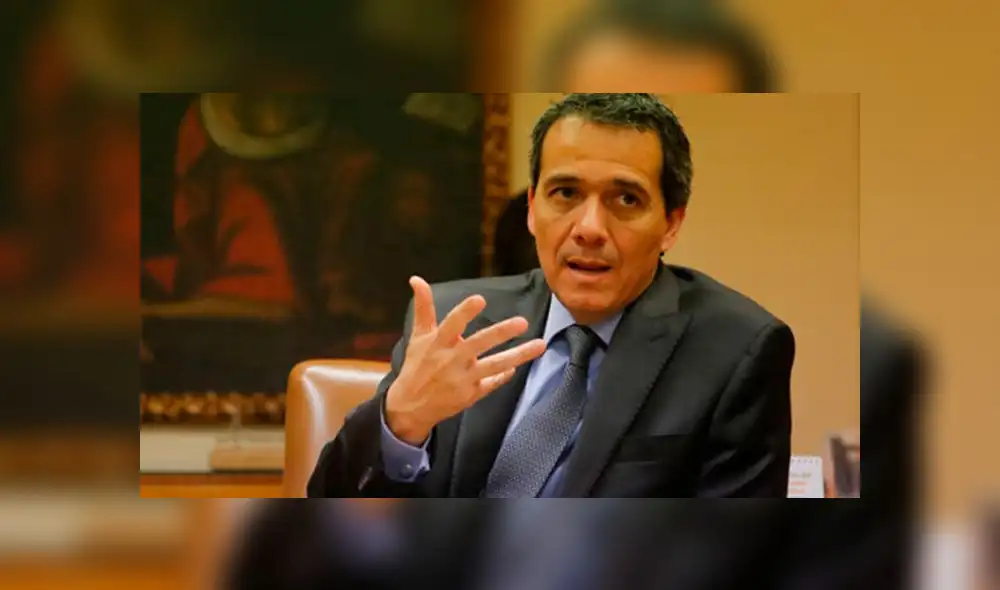 Alonso Segura sobre aumento del sueldo mínimo: "Va a generar pérdida de empleos" Alonso Segura sobre aumento del sueldo mínimo: "Va a generar pérdida de empleos"