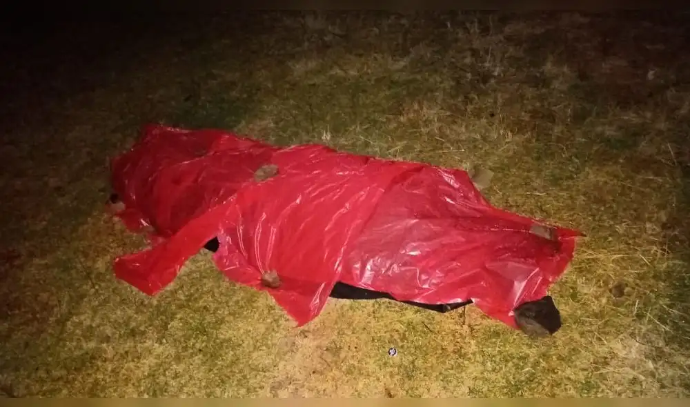 Cadáver de un hombre fue dejado en las afueras de un centro de salud.