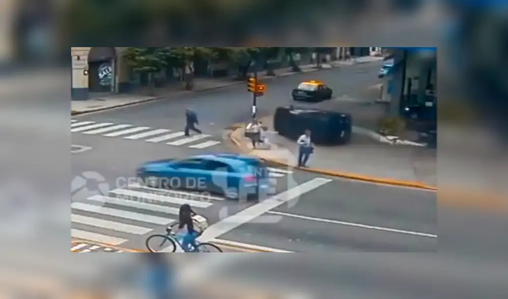 YouTube: mujer salvó a sus hijos tres veces tras accidente de tránsito [VIDEO]