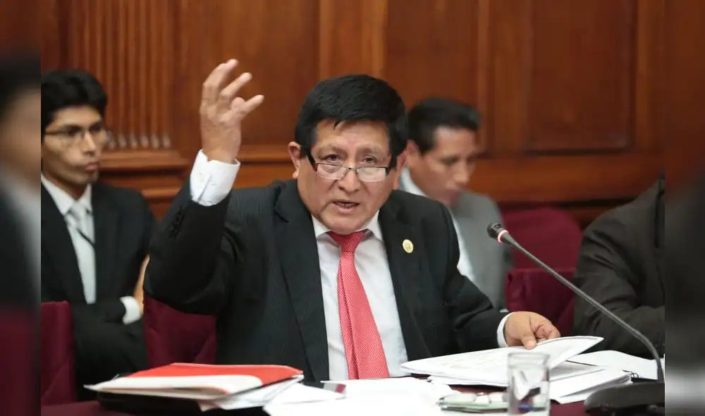 Fujimoristas intentaron invalidar denuncias contra Edgar Alarcón   