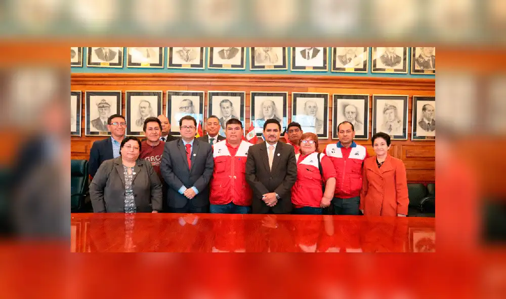 Trabajadores del sector Salud levantan huelga tras acuerdo con Minsa Trabajadores del sector Salud levantan huelga tras acuerdo con Minsa