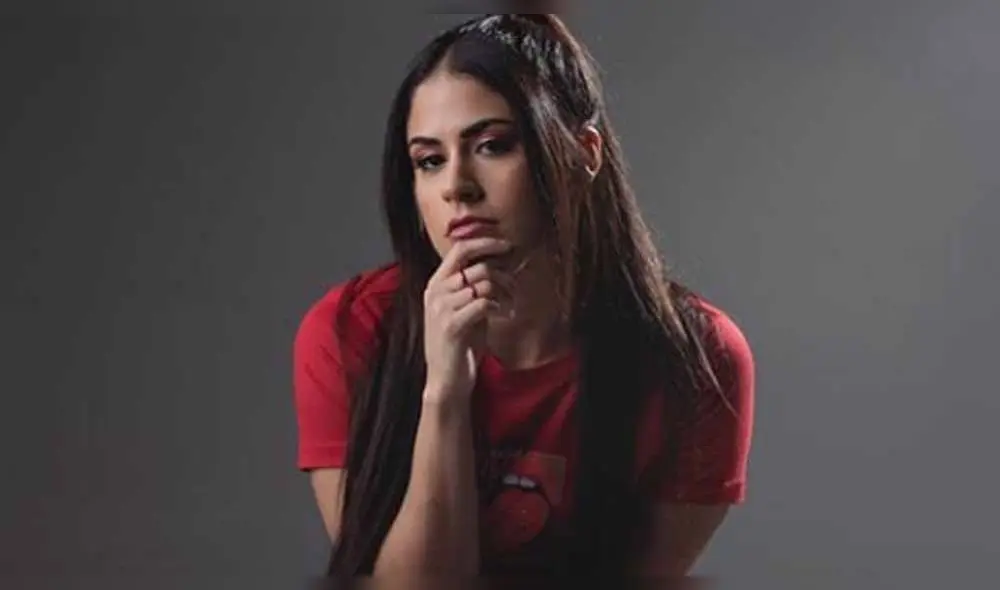 Hija de Jerry Rivera enciende Instagram con sensuales fotos en bikini