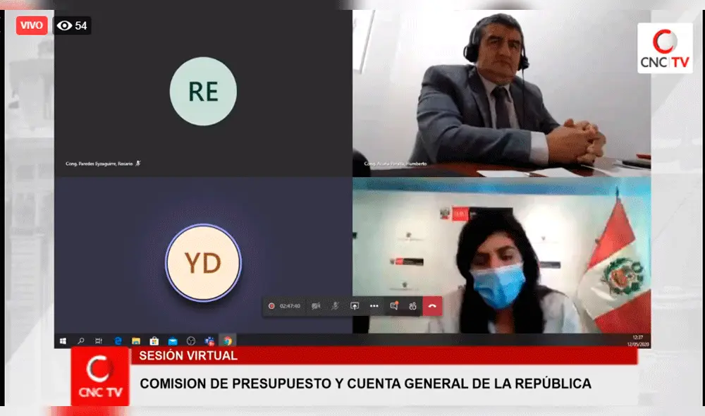 Congresista Humberto Acuña y ministra de Economía, María Antonieta Alva. . Congresista Humberto Acuña y ministra de Economía, María Antonieta Alva. .