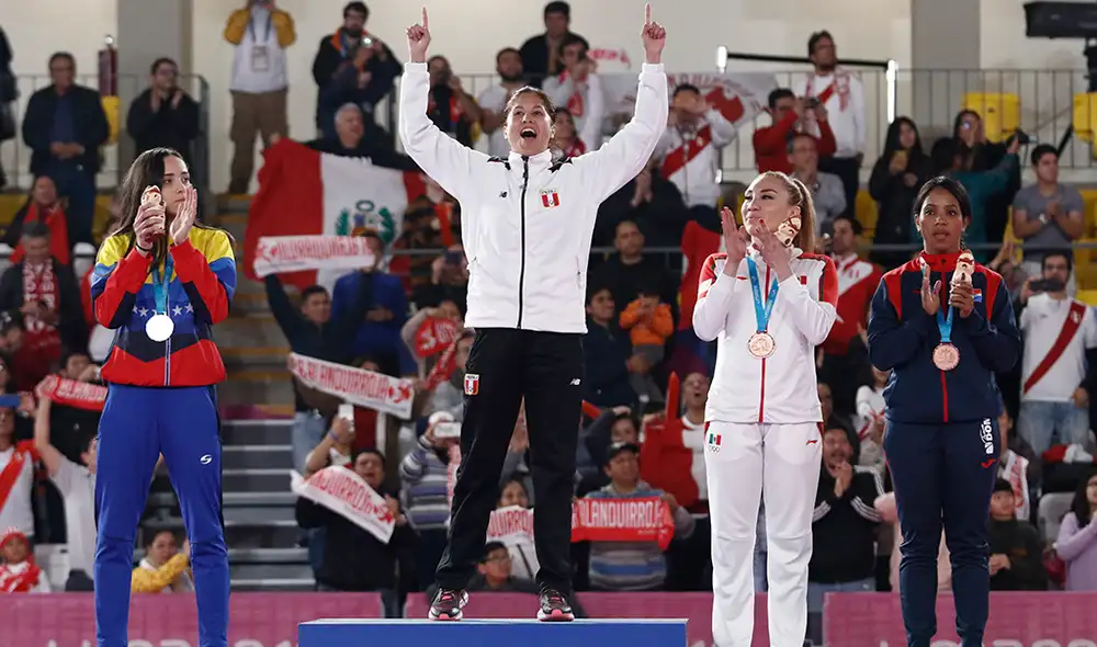 Alexandra Grande arremete contra Phillip Butters y se solidariza con Hugo Del Castillo. Foto: Lima 2019 Alexandra Grande arremete contra Phillip Butters y se solidariza con Hugo Del Castillo. Foto: Lima 2019