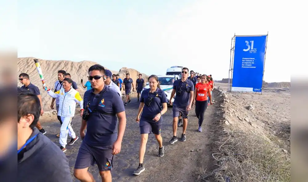 Juegos Panamericanos 2019: La antorcha se encendió en Chan Chan Juegos Panamericanos 2019: La antorcha se encendió en Chan Chan