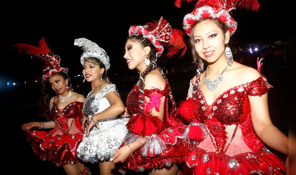 Las chinas se llevaron la mirada del público.