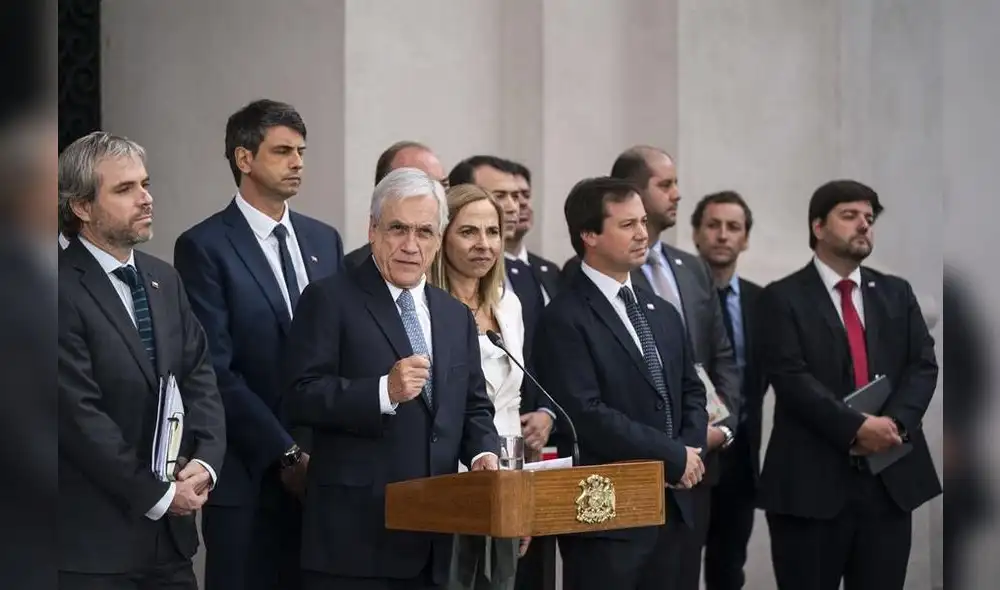 Sebastián Piñera se pronuncia sobre manifestaciones durante Festival de Viña del Mar. Foto: EFE. Sebastián Piñera se pronuncia sobre manifestaciones durante Festival de Viña del Mar. Foto: EFE.
