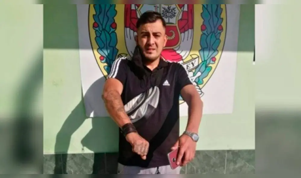 Sujeto fue detenido cuando vendía objetos en una feria.Foto: Radio Uno.