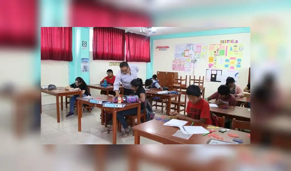 Arequipa: Más de 200 estudiantes de zonas alejadas reciben reforzamiento en matemática y comunicación Arequipa: Más de 200 estudiantes de zonas alejadas reciben reforzamiento en matemática y comunicación