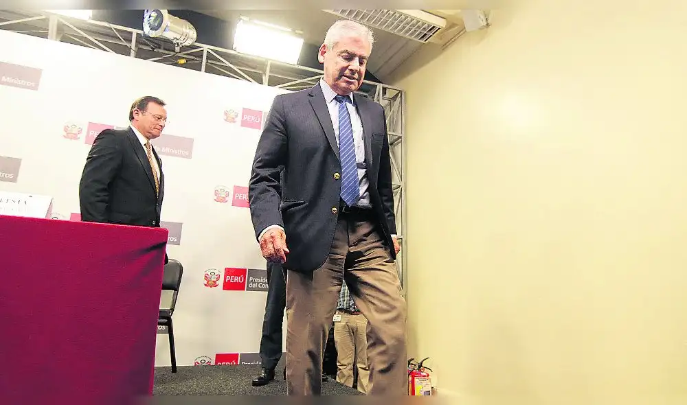 El premier señala que se acelerará la reconstrucción 