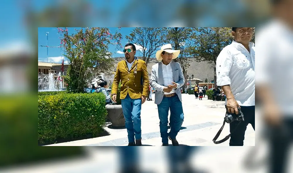 tema. Gobernador Cáceres y exasesor Mendoza integran asociación Jardín del Colca. Allí se construye plaza en lugar de colegio.