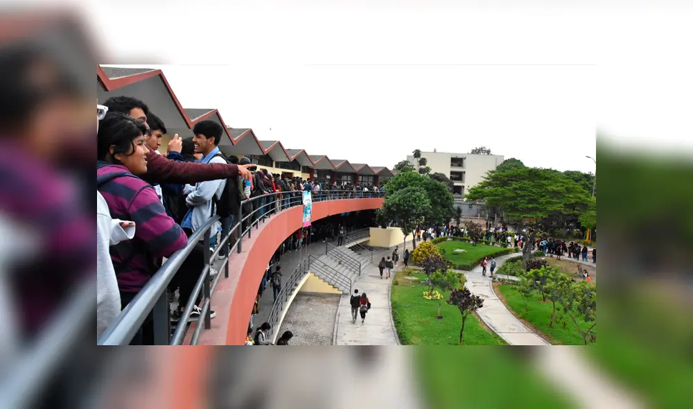 Desliza para ver los detalles de este almuerzo especial que se viralizó en Facebook. Foto: Captura. Desliza para ver los detalles de este almuerzo especial que se viralizó en Facebook. Foto: Captura.