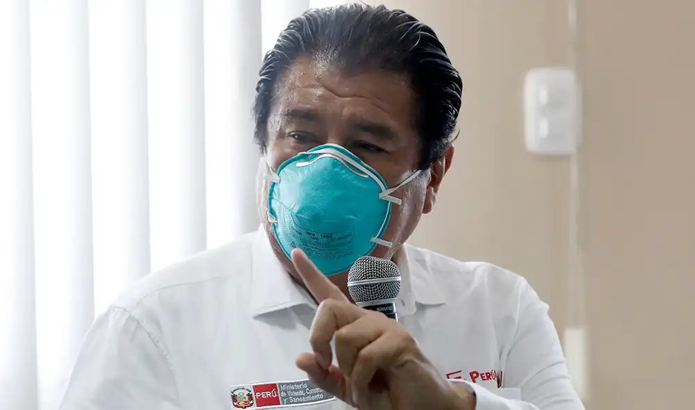 Ministro Rodolfo Yañez resaltó que se necesita la colaboración de la población para superar el nuevo coronavirus. Foto: Ministerio de Vivienda.