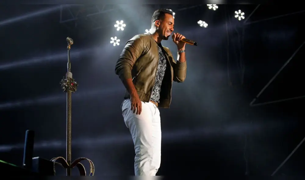 Romeo Santos emociona a fans al compartir la primera foto de su bebé