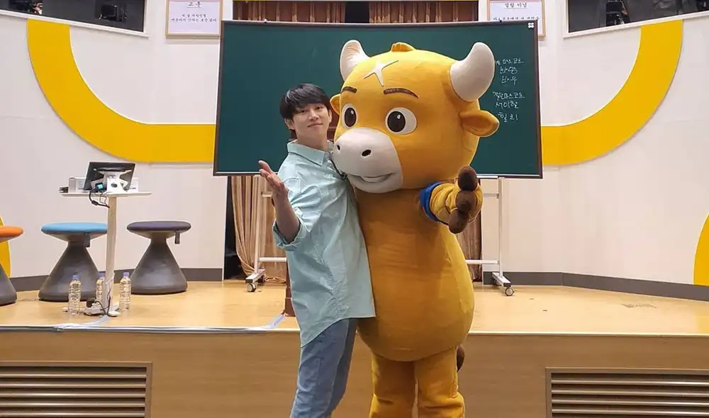 Desliza para ver más fotos de Heechul de SUPER JUNIOR. Foto: @kimheenim