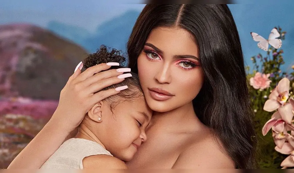Kylie Jenner y Travis Scott se juntan por el cumpleaños de Stormi Kylie Jenner y Travis Scott se juntan por el cumpleaños de Stormi