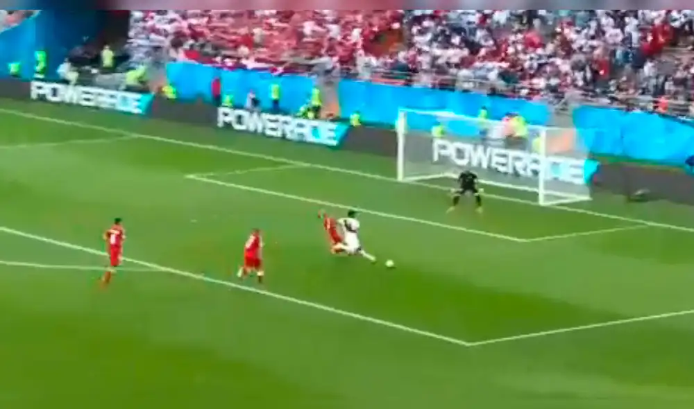 Perú vs Dinamarca: la gran ocasión que desperdició Jefferson Farfán [VIDEO]