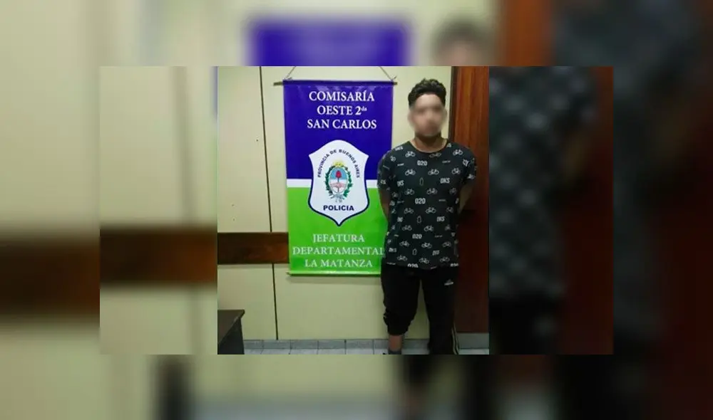 El joven fue capturado por la Policía de Argentina mientras caminaba por la calle consternado. Foto: Policía El joven fue capturado por la Policía de Argentina mientras caminaba por la calle consternado. Foto: Policía