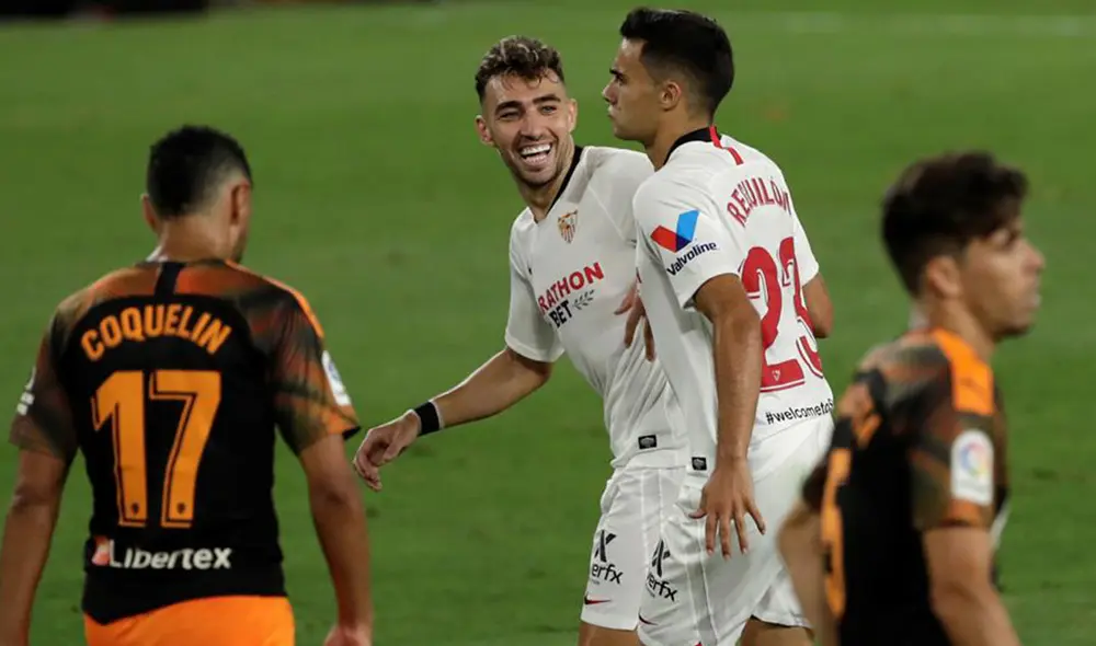 Sevilla derrotó 1-0 al Valencia con gol de Sergio Reguilón. Foto: EFE.