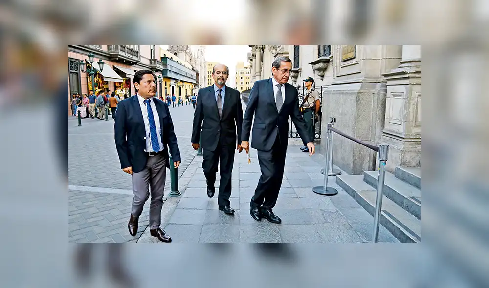 División. Mauricio Mulder y Jorge del Castillo vuelven a las pugnas internas, tras cuestionadas elecciones internas en el Apra. Crédito: Mauricio Malca División. Mauricio Mulder y Jorge del Castillo vuelven a las pugnas internas, tras cuestionadas elecciones internas en el Apra. Crédito: Mauricio Malca