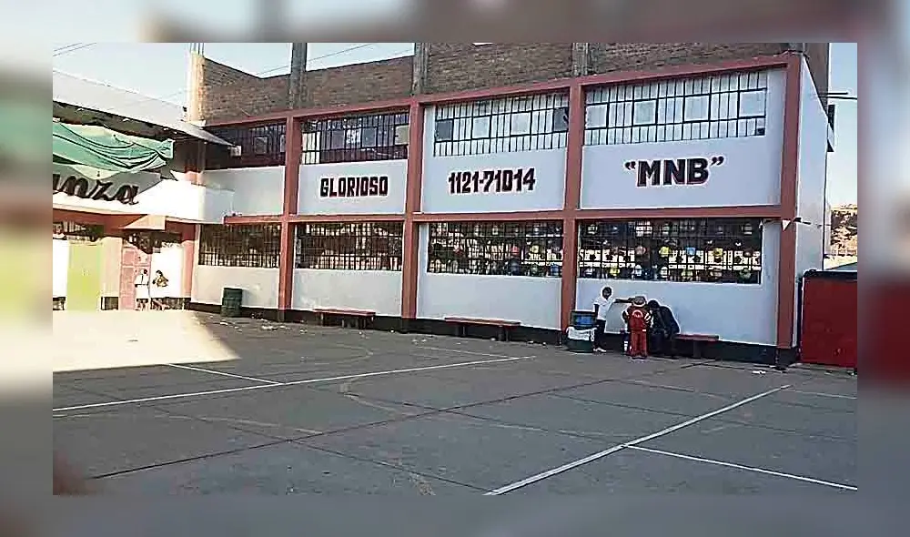 Grave. Presunto ultraje habría ocurrido en colegio de Juliaca. Grave. Presunto ultraje habría ocurrido en colegio de Juliaca.