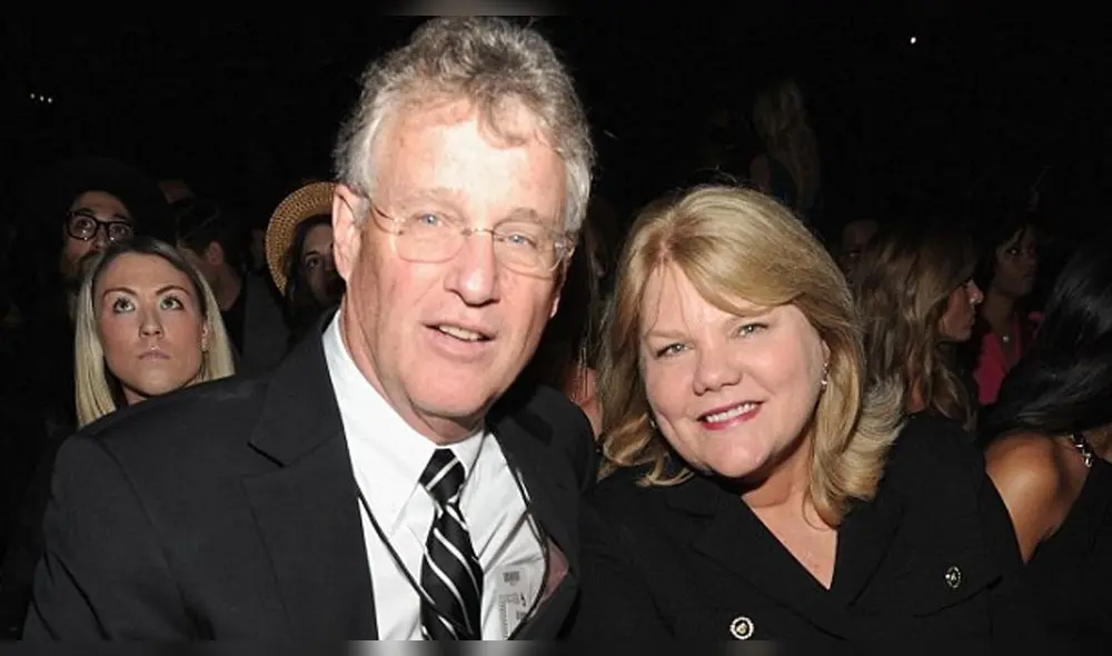 Taylor Swift vive drama: Padres de cantante son pacientes de cáncer