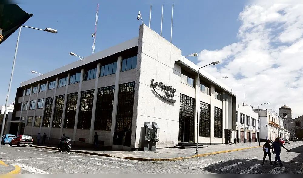 empresa agraviada. Extrabajadora de La Positiva es una de las principales involucradas en esta estafa. Fiscalía logró determinar que se usaron documentos falsos para realizar cobros. empresa agraviada. Extrabajadora de La Positiva es una de las principales involucradas en esta estafa. Fiscalía logró determinar que se usaron documentos falsos para realizar cobros.