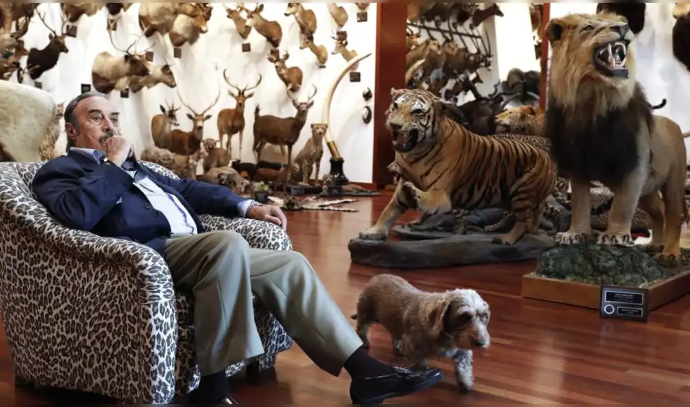 Marcial Gómez Sequeira, en uno de sus pabellones de caza, en La Moraleja, Madrid | El País Marcial Gómez Sequeira, en uno de sus pabellones de caza, en La Moraleja, Madrid | El País