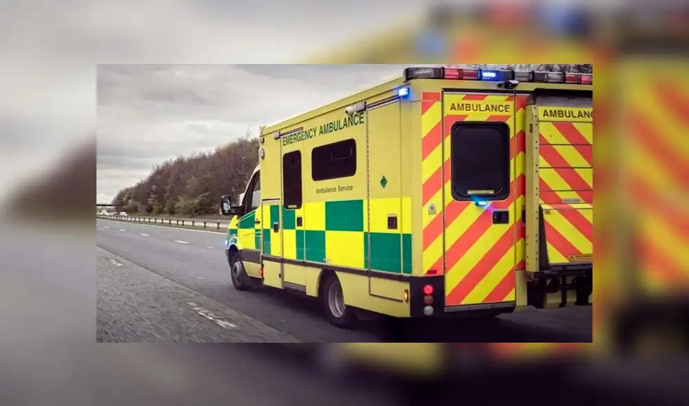 Mujer muere de un ataque cardíaco luego de esperar seis horas por una ambulancia Mujer muere de un ataque cardíaco luego de esperar seis horas por una ambulancia