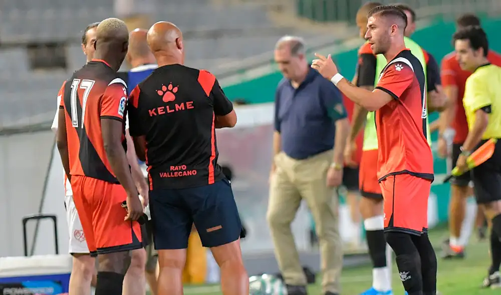 Luis Advíncula - Rayo Vallecano Luis Advíncula - Rayo Vallecano