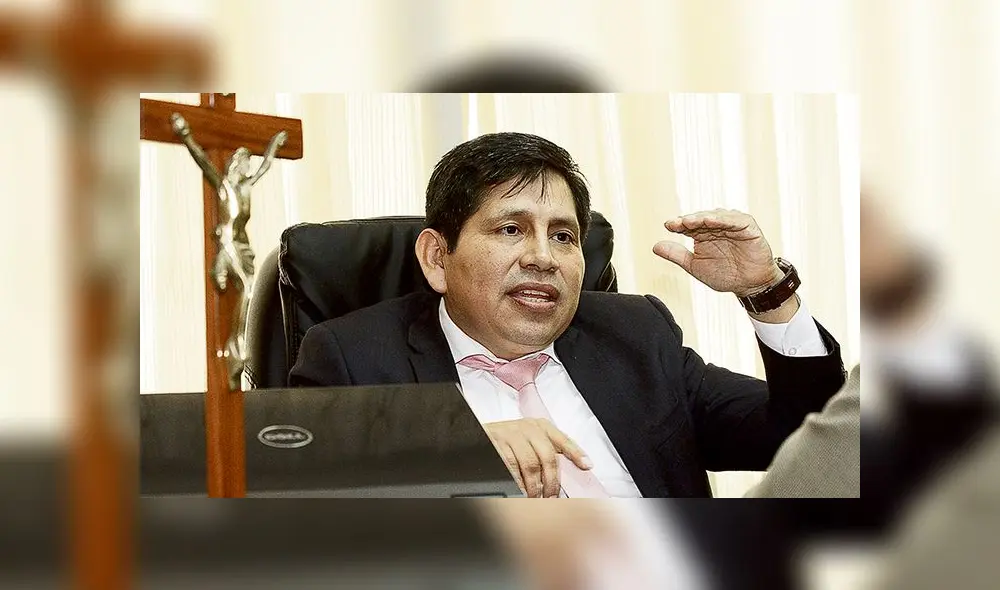 Exfiscal Abel Concha es el único en juicio por tráfico de influencias y piden 9 años de cárcel