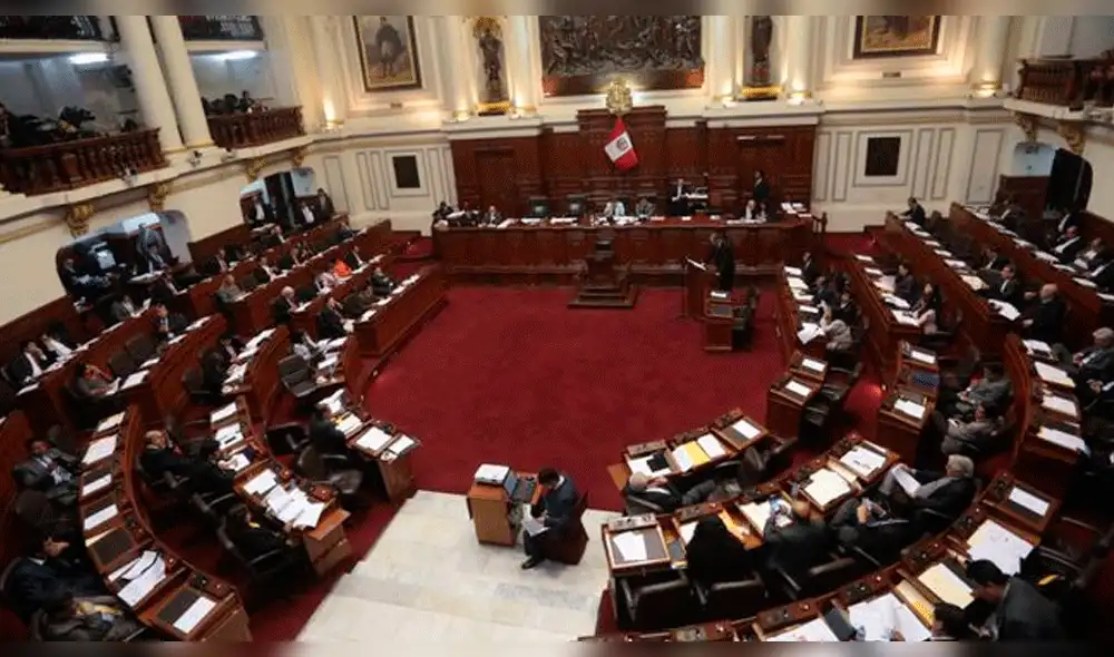 Con cinco proyectos inician debate sobre el retorno a bicameralidad Con cinco proyectos inician debate sobre el retorno a bicameralidad