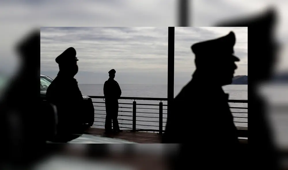 Los tres policías fueron intervenidos bajo la influencia del alcohol en una playa en pleno aislamiento. Foto: Agencia Uno