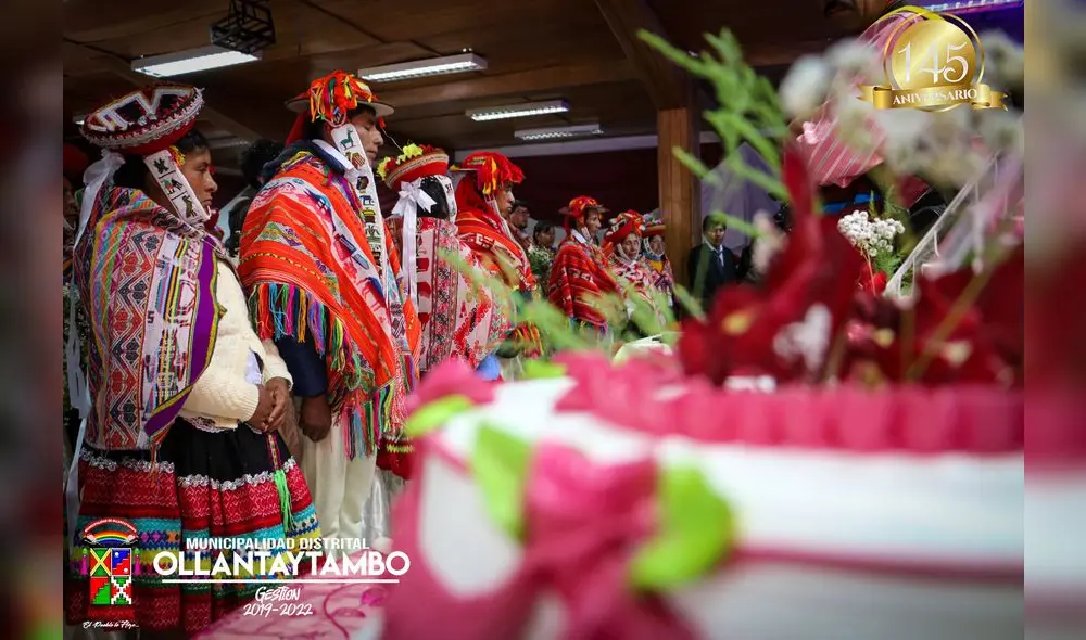 Parejas contraen matrimonio luciendo trajes tradicionales de Cusco Parejas contraen matrimonio luciendo trajes tradicionales de Cusco